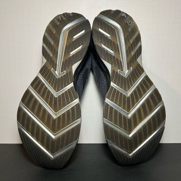 Mens BROOKS Levitate 2 Gray Athletic Shoes / Size 9 - Picture 7 of 9